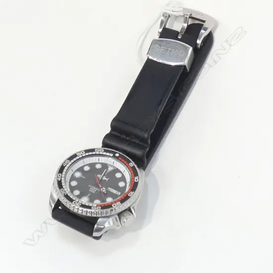 Seiko SKX mod. Runs OK