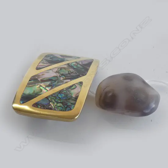 PAUA SET BRASS BELT BUCKLE & NATURALLY POLISHED AGATE STONE