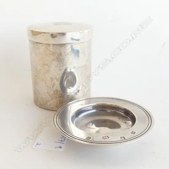 HEAVY SILVER CANISTER + SMALL SILVER PATEN 206 GRAMS