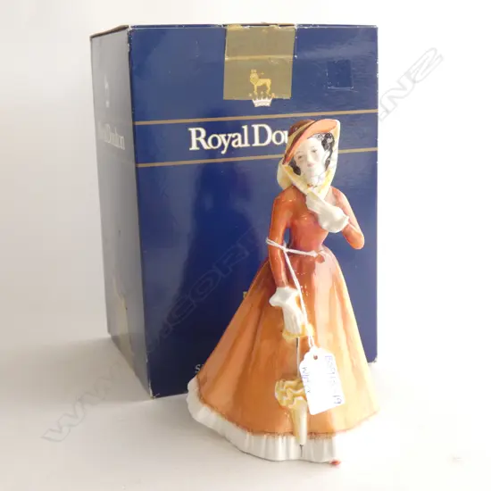 ROYAL DOULTON FIGURINE 'JULIA' HN2705 H 200MM - BOX INCL.