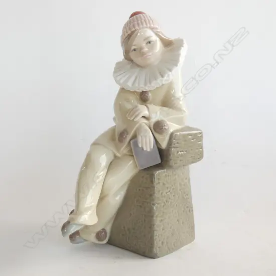 LLADRO #5203 'LITTLE CLOWN'  H.200mm