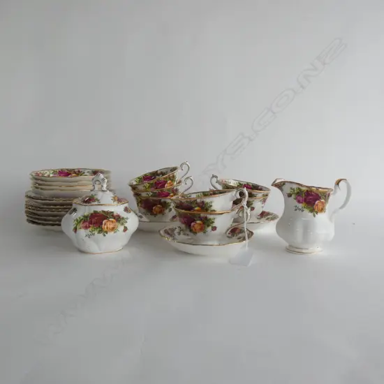 7 ROYAL ALBERT OLD COUNTRY ROSES TRIOS + SPARE PLATE & SAUCER + MILK & SUGAR