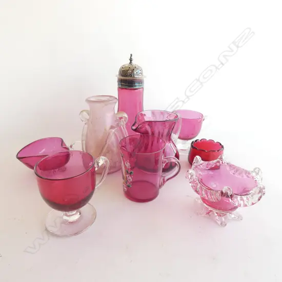 9 PCES CRANBERRY GLASS INCL. VENETIAN VASE, SIFTER, JUG ETC