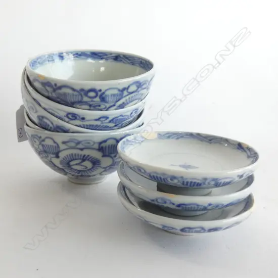 5 MING B/W BOWLS + 3 SAUCERS AF
