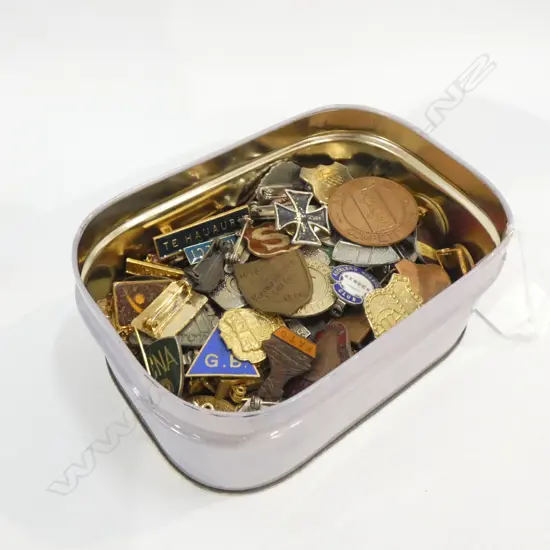 TIN PINS & BADGES
