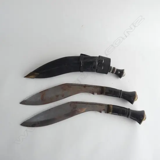 3 GURKHA KNIVES L.420mm