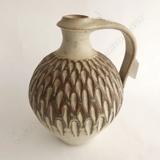 NZ POTTERY FLASK BY STEPHEN MCCARTHY H. 235MM INCISED TO BASE
