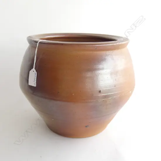 ROSS MITCHELL ANYON LGE POTTERY WOOD FIRED POT H.230mm D.280mm