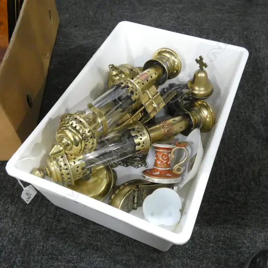 BOX LOT ASST. BRASS ITEMS; PR LANTERNS ETC
