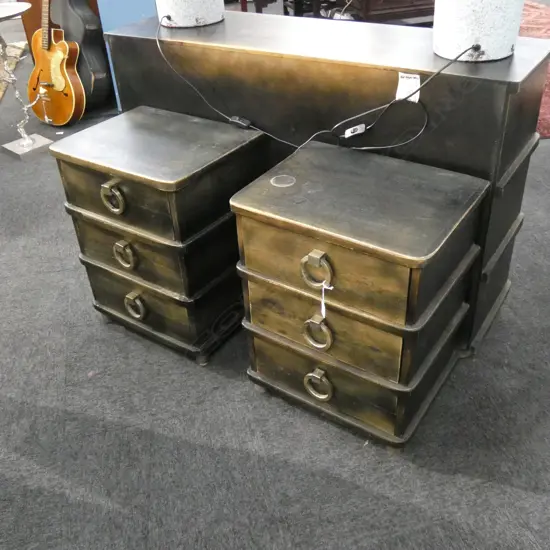 PR CONTEMPORARY BEDSIDE TABLES