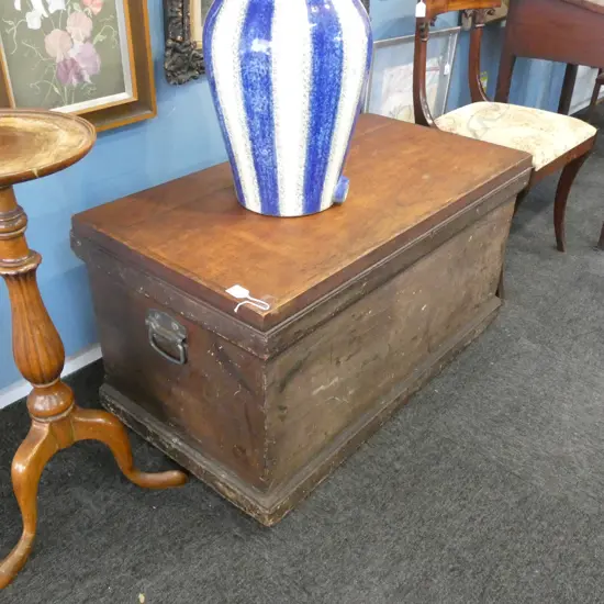 OLD KAURI CHEST / TRUNK 1000x530x515mm