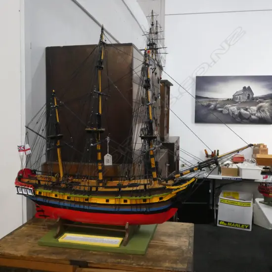 HAND MADE MODEL OF THE HMS RESOLUTION H.600mm