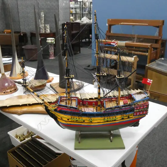 HAND MADE MODEL SAILBOAT 'THE HAMPSHIRE' H.610mm