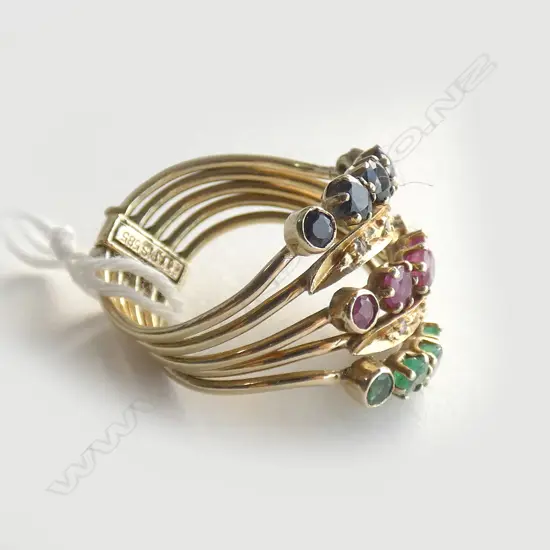 14K 5 BAND GEM STONE RING 6.8gms