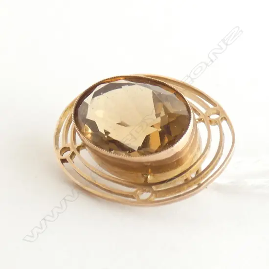 9CT GOLD AND CITRINE BROOCH 6.50gm