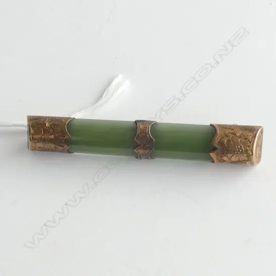((17778) POUNAMU BAR BROOCH