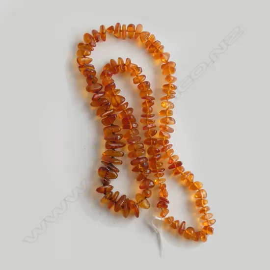 (20175)AMBER GRADUATING NUGGET NECKLACE L.660mm