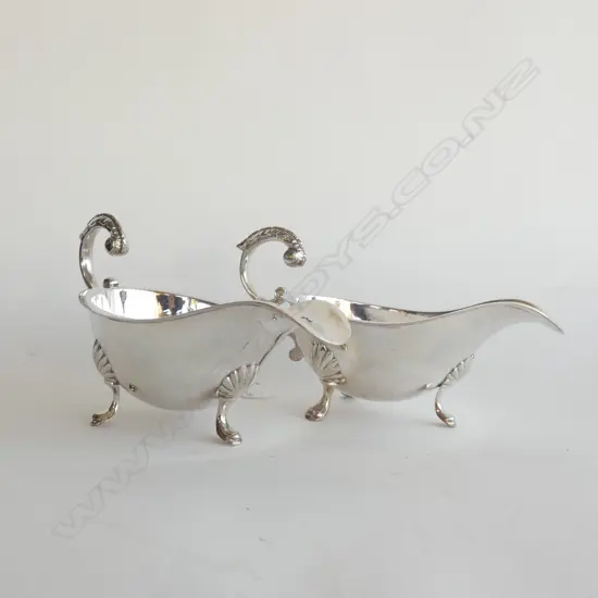 PR HEAVY SILVER PLATE SAUCE BOATS 842 GRAMS