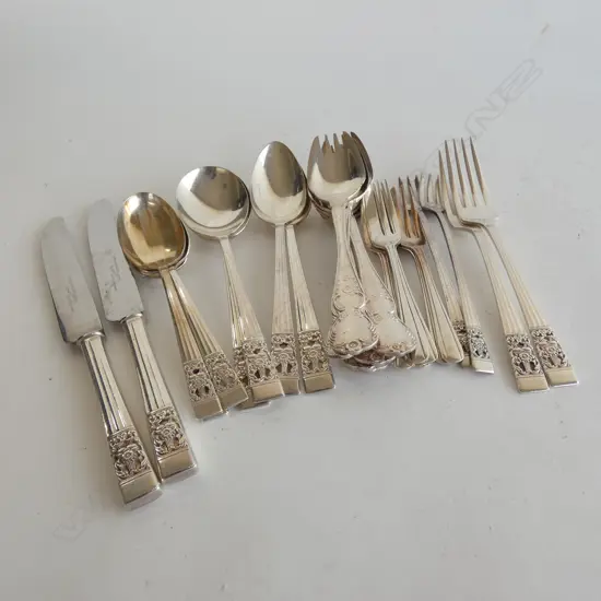 BAG ASST CUTLERY INCL COMMUNITY PLATE 