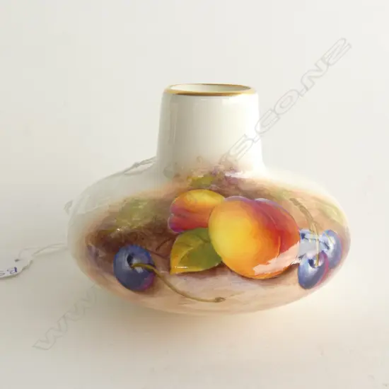 SMALL ROYAL WORCESTER SQUAT VASE SIGNED MAYBURY DATE MARKS 1954 105mm dia