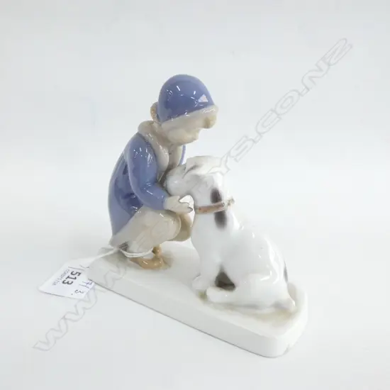 BING & GRONDAHL FIGURE GIRL w. DOG H.105mm