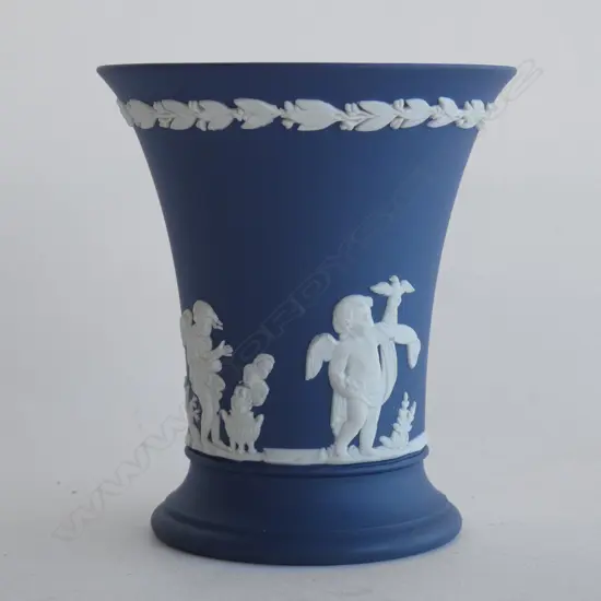 WEDGWOOD DARK BLUE JASPER WARE TRUMPET VASE H.100mm