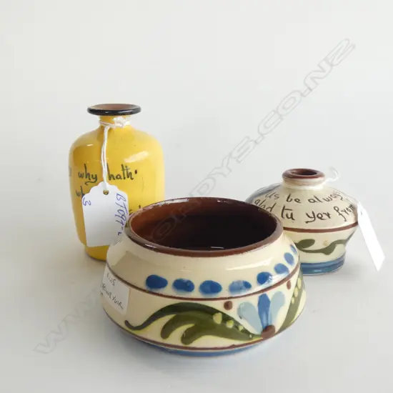 3 TORQUAY SMALL PCES: 2 VASES 1 BOWL. TALLEST 85mm