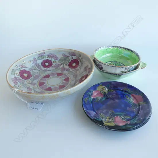 UNMARKED CHARLOTTE RHEAD DISH (DIA 215MM) 2 MALING THUMBPRINT BOWLS & 2 RUBENS WARE PLATES (DIA140MM)
