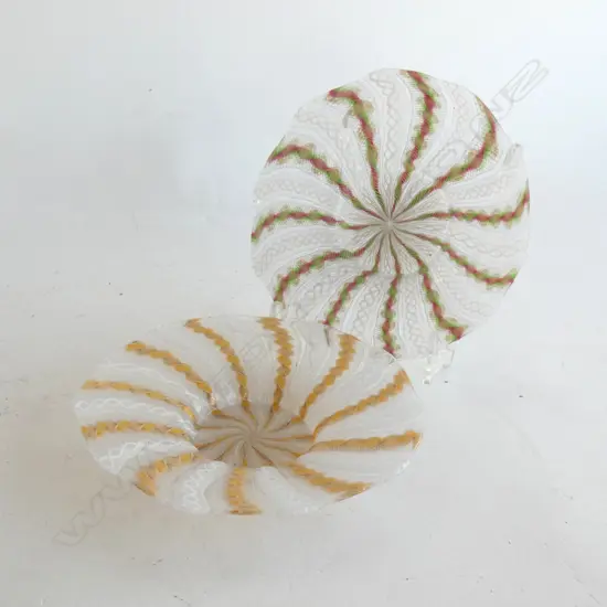 2 ITALIAN FINE GLASS DISHES WHITE CANES ETC. Dia.125mm