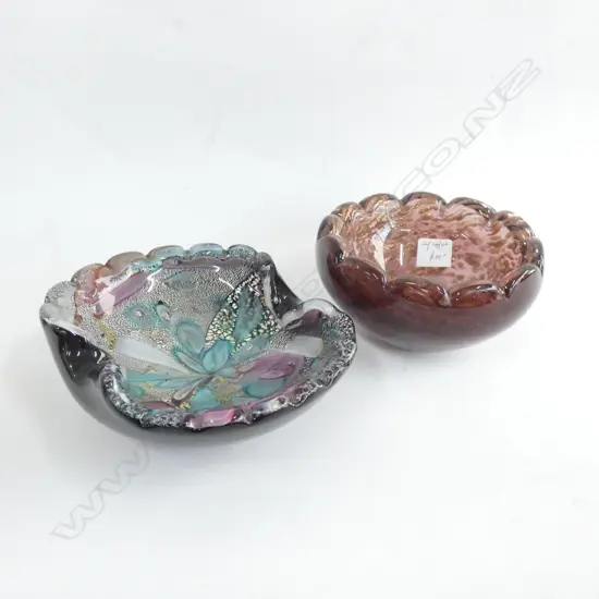 2 SM MURANO GLASS BOWLS (LARGEST L 140MM)