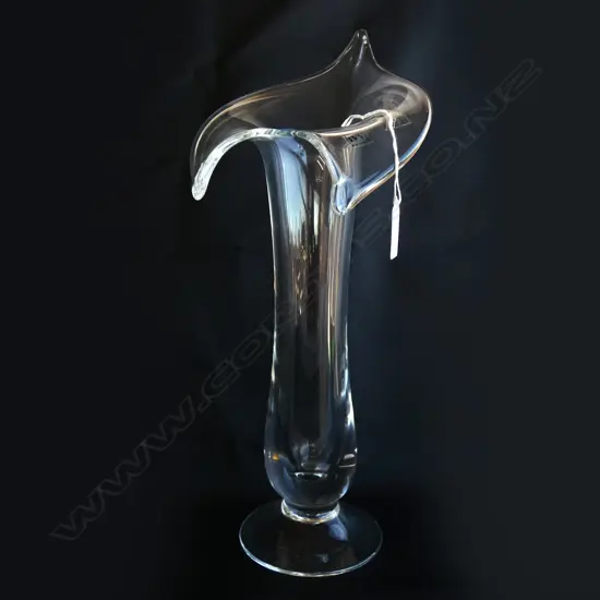 MADE IN ITALY IVV CLEAR GLASS TULIP VASE H,390mm small chip