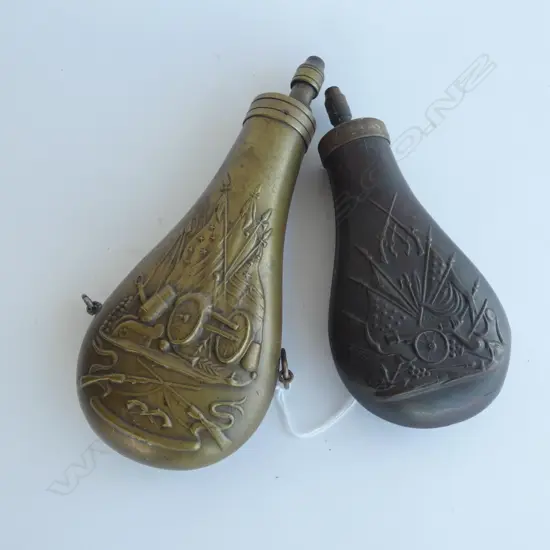 2 SHOT POWDER CANISTERS POSSIBLY ITALIAN L.220mm