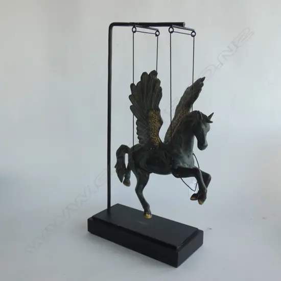 BRONZE HORSE POLISHED HIGHLIGHTS ON SUSPENDED FRAMEWORK H540