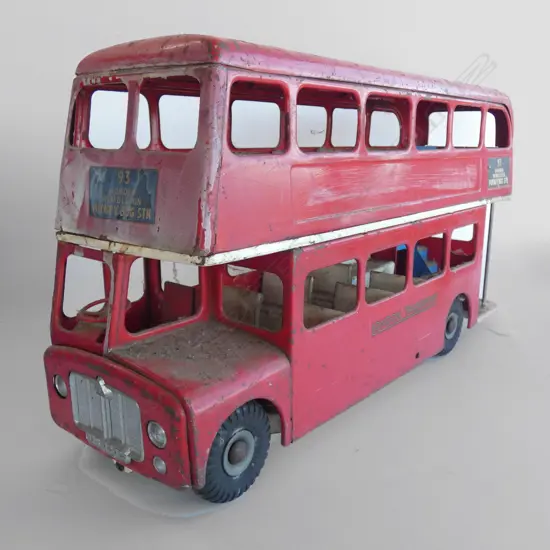 (17811) LG TRI-ANG LONDON TRANSPORT DOUBLE DECKER BUS - BELL UNDERNEATH - AGE WEAR TO PAINT ETC. L 600MM