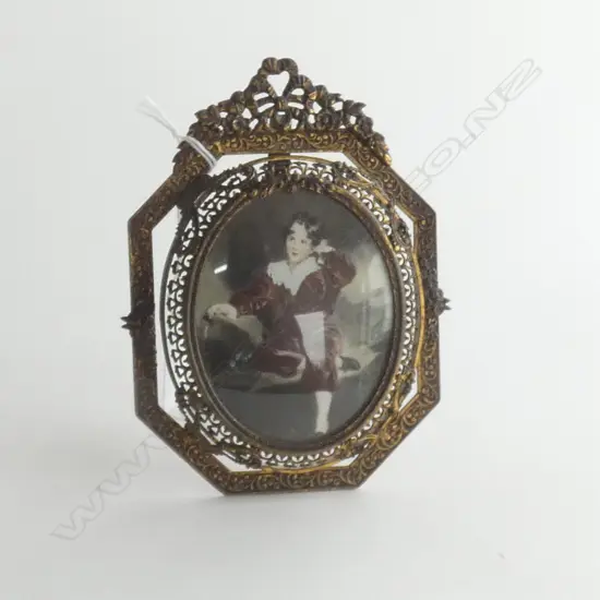 EARLY 20THC HAND PAINTED MINIATURE - SIGNED