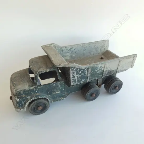 VINTAGE METAL TOY TRUCK L.470mm