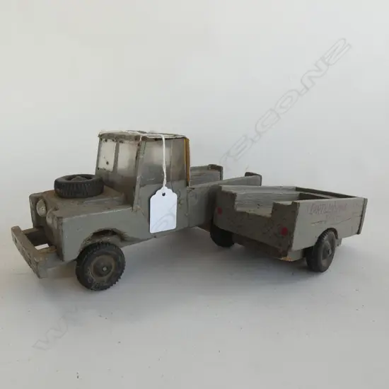 OLD HOME MADE MODEL LANDROVER & TRAILER L.375MM OA