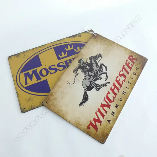 2 REPRODUCTION TIN SIGNS 200X300mm WINCHESTER & MOSSBERG