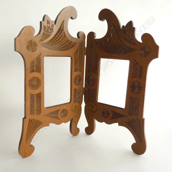 CHIP ART CARVED FRAME H.410mm