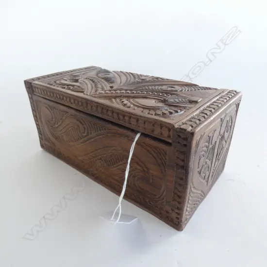 CARVED BOX MAORI STYLE DESIGN  L200