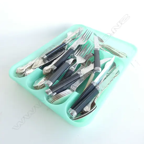 TRAY OF ASST. CUTLERY