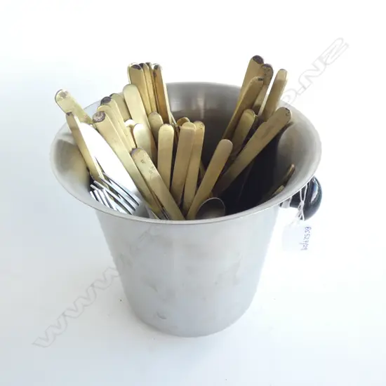 METAL ICE BUCKET H.195mm + GOLD CUTLERY SET