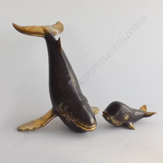 2 BRONZE WHALES POLISHED BRASS HIGHLIGHTS L180
