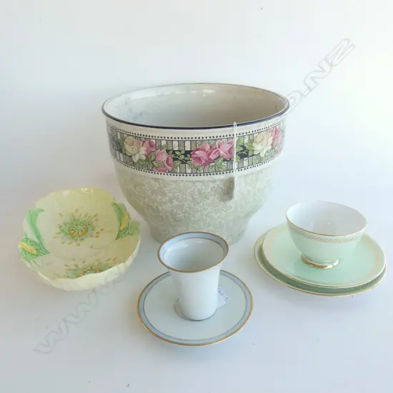 LG OLD GRIMWADES JARDINIERE (H 205MM) CARLTON WARE SUNFLOWER DISH & ASST TRIO & DUO