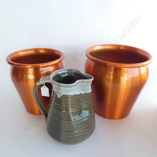2 METAL POTS + POTTERY JUG H.190mm