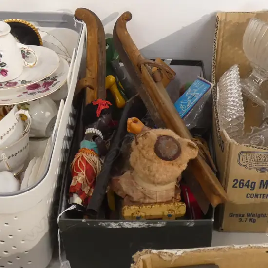 BOX LOT VINTAGE TOYS