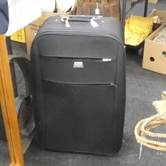 SUITCASE H.660mm