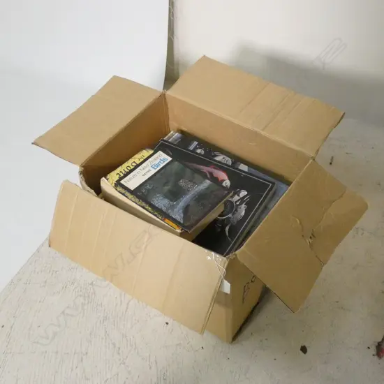 BOX OF ASST BOOK INCL HARLEY DAVIDSON