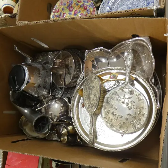 BOX ASST SILVER PLATE INCL 1896 TRAY 