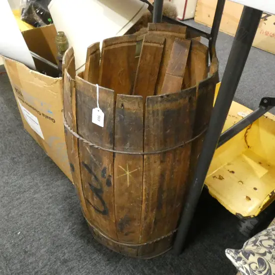 OLD BARREL IRON & WIRE STRAPS A.F H.530mm